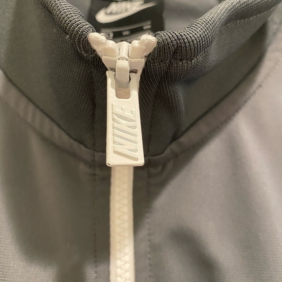 Nike Track Jacket - Picture 5 of 8